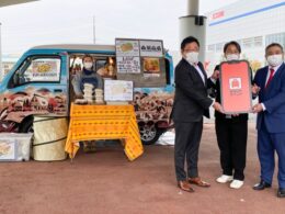 左から、髙梨商店の松本さとり代表、TSAグループの伊藤哲充社長、メロウの石澤正芳代表取締役、損保ジャパンCRファクトリーの内田琢磨センター長
