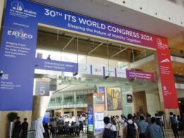 ドバイ市内、第30回ITS世界会議の会場。中東開催は初