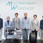 （左から）スバル 代表取締役社長 CEO　大崎篤氏取締役専務執行役員 CTO　藤貫哲郎氏トヨタ 代表取締役社長 CEO　佐藤恒治氏取締役・副社長 CTO　中嶋裕樹氏マツダ 代表取締役社長 CEO　毛籠勝弘氏取締役専務執行役員 CTO　廣瀬一郎氏