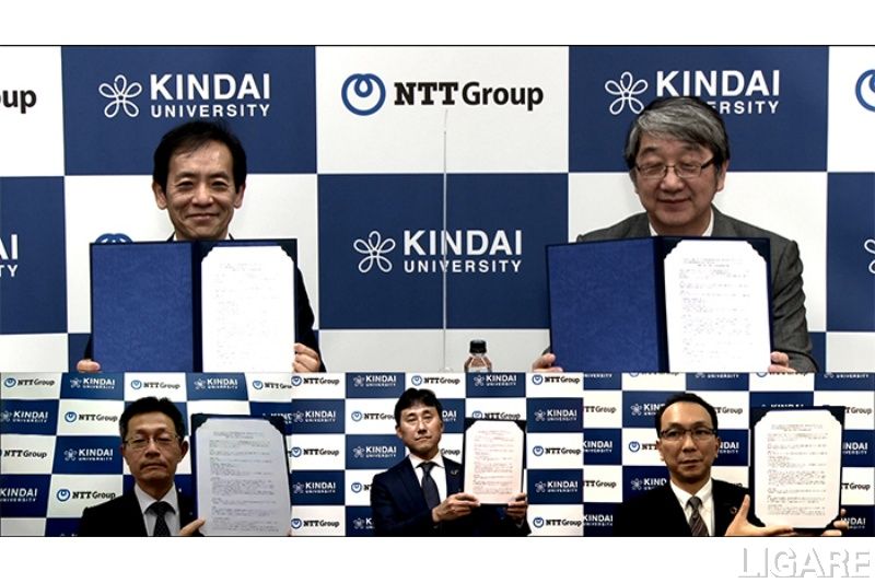 オンライン記者会見の模様