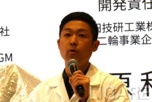開発のこだわりを話す萩原和也氏
