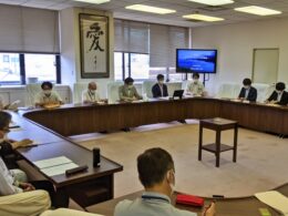 地域公共交通検討会の様子