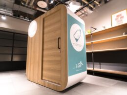 設置型の個室ベビーケアルーム「mamaro」 写真提供:Trim株式会社