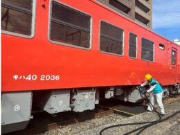 コスモ石油、JR西日本の気動車に100%バイオ燃料を供給 国内初の営業列車運行