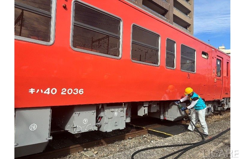 コスモ石油、JR西日本の気動車に100%バイオ燃料を供給 国内初の営業列車運行