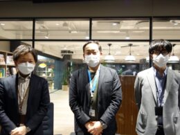 株式会社NTTデータ コンサルティング&ソリューション事業本部の松下氏、坂本氏、山本氏(左から)