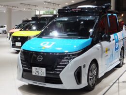 セレナをベースとした自動運転車両