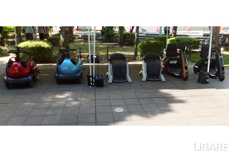 左からRODEM・UNI-ONE・C+walk S