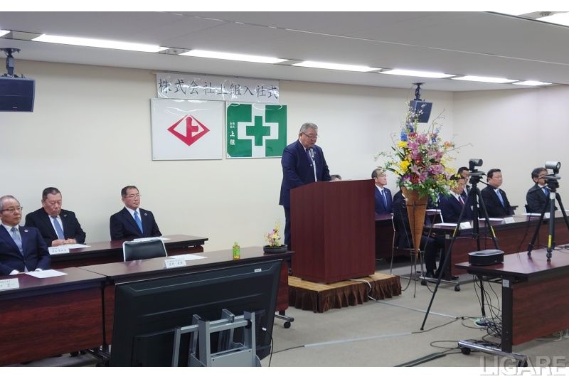 代表取締役社長 深井 義博氏