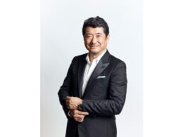 工業デザイナー 奥山清行氏(写真提供:KEN OKUYAMA DESIGN)
