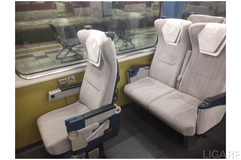 車いす席設置車両の一例