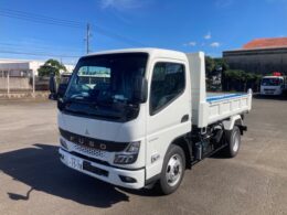 三菱ふそうが国内初とするEVダンプを納車