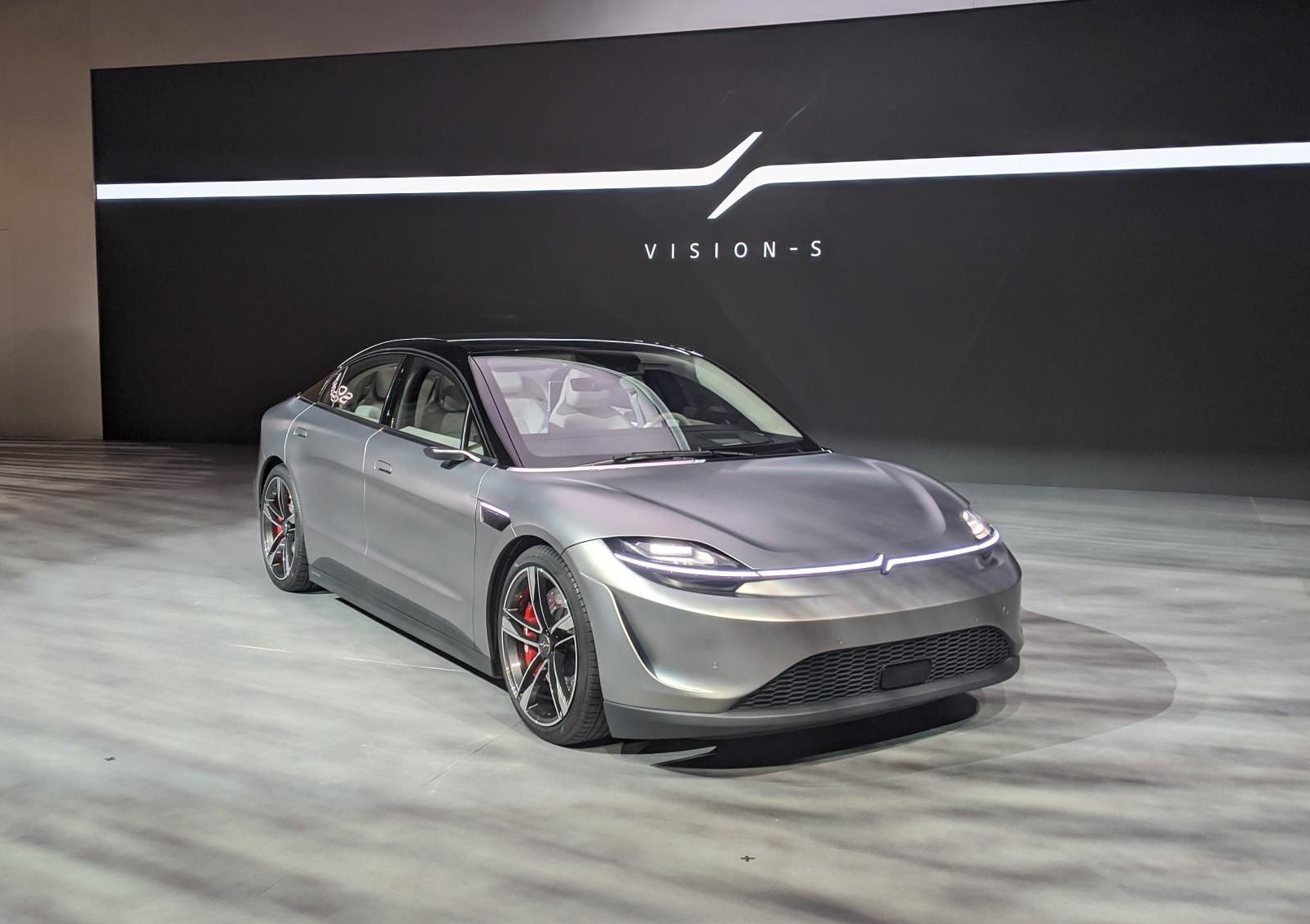 ソニー EV車「VISION-S」をCES 2020で発表 モビリティの快適性やエンタテインメントを追求した新たな提案