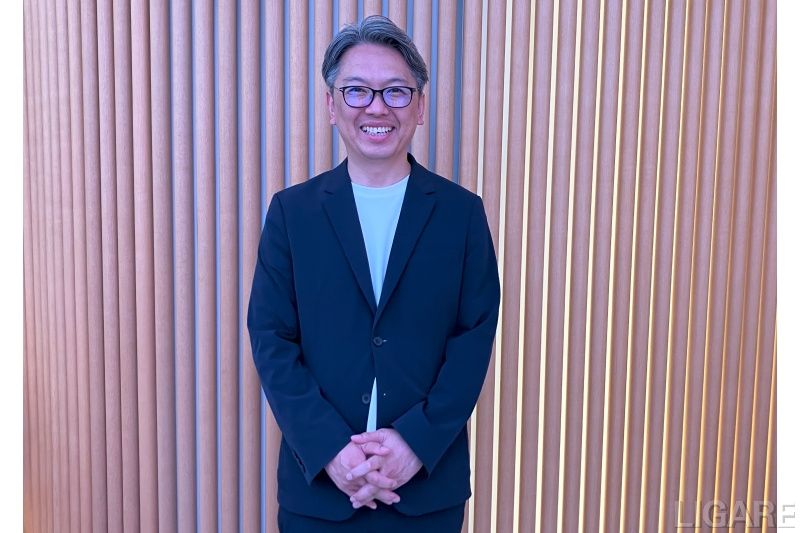 笑顔での接客が素敵な村山さん