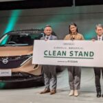 日産自動車 日本マーケティング本部 ディビジョンゼネラルマネージャーの増田泰久氏、女優の小雪氏、NEXCO中日本グループ 中日本エクシス 代表取締役社長の三宅広通氏