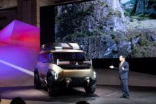 冒険心を呼び覚ます三菱自動車　技術の粋を結集した新コンセプトカーを発表【JMS2023】