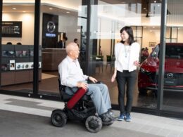 ⾃動⾞ディーラー店舗でWHILLの試乗・体験機会を増やす