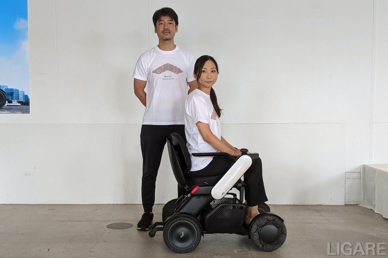 WHILL 代表取締役兼CEOの杉江理氏(左)とプロダクトマネジメント室執行役員室長の堀出志野氏(右)