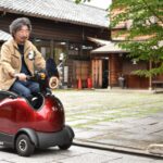 テムザックが開発したパーソナルモビリティ「ロデム」