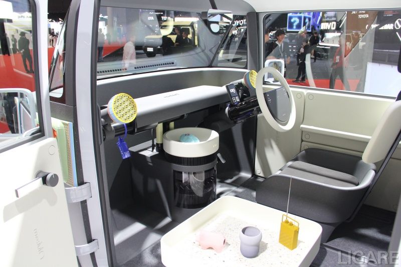 内装の自由度が高い(me-moの運転席)