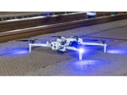 JR東日本、山手線でパンタグラフのAI監視とドローン点検を導入へ。輸送障害時の運転再開を約30%短縮