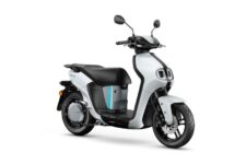 ヤマハ、着脱式バッテリー搭載EVスクーターを欧州で3月に発売開始