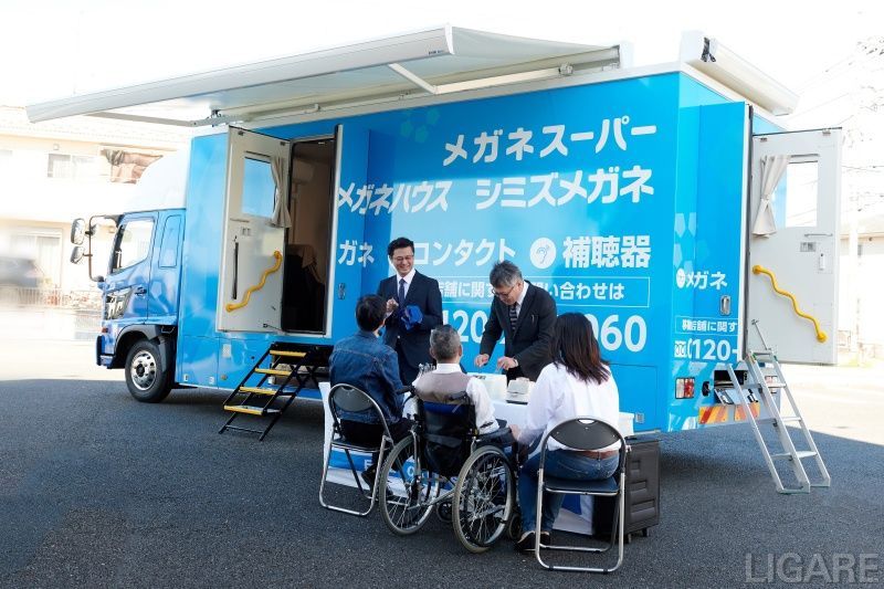 移動式店舗による出張訪問サービス