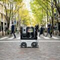 【日本初】パナソニック、ロボット単独による公道での販売実証開始
