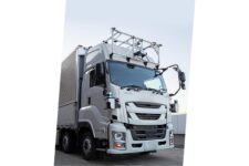 三井物産出資のT2、高速道路での自動運転トラック走行実験に成功