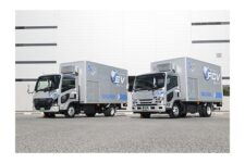 ラストワンマイル配送にFCとEVの小型トラック順次導入し、効率的な運行を目指す