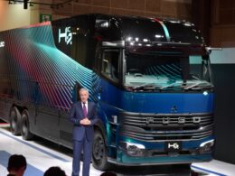 水素エンジンを搭載した「H2IC」