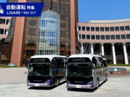東京工科大のスクールバスに採用されたトヨタのFCV「SORA」（写真提供：東京工科大学）