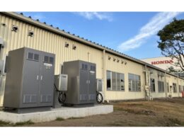 オムロン ソーシアルソリューションズ、Hondaの交換式バッテリーを定置用蓄電システムに活用。新品と使用済み電池の比較実証を開始