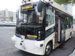 豊中市の実証実験に使用したティアフォーの「Minibus」
