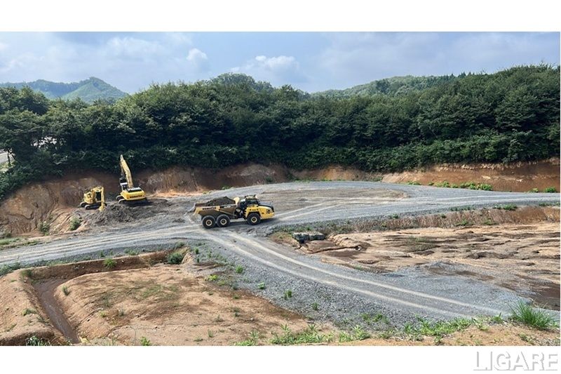 ティアフォー、コマツと建設機械の自動運転で協業 2027年度にダンプトラックを実用化へ