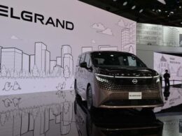 世界初公開の新型「エルグランド」