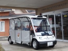 上小阿仁村で運行する自動運転車両